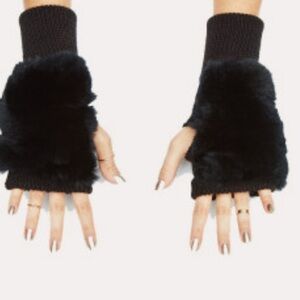 Jocelyn Black Fur Fingerless Mittens